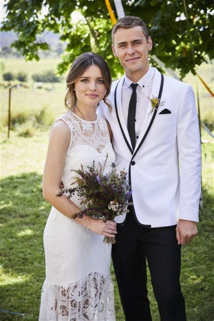 Is Philippa Northeast Married? A Deep Dive Into Her Personal Life