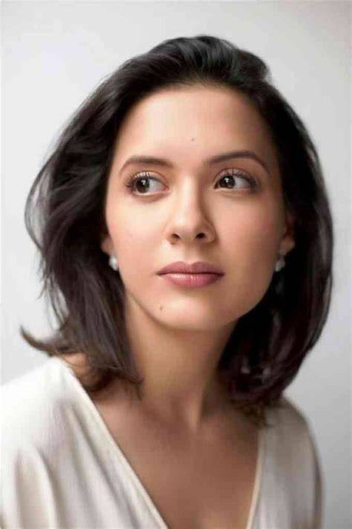 Isha Sharvani Net Worth, Affairs, Height, Age, Bio and More