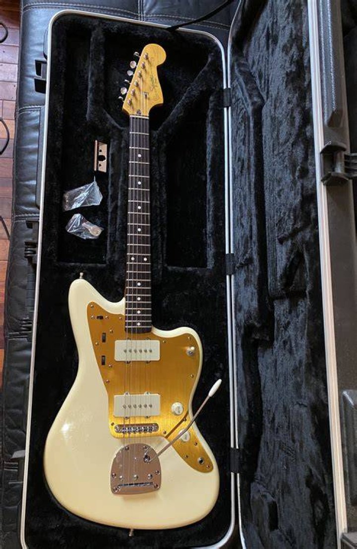 J Mascis Jazzmaster Black Pickguard ubicaciondepersonas.cdmx.gob.mx