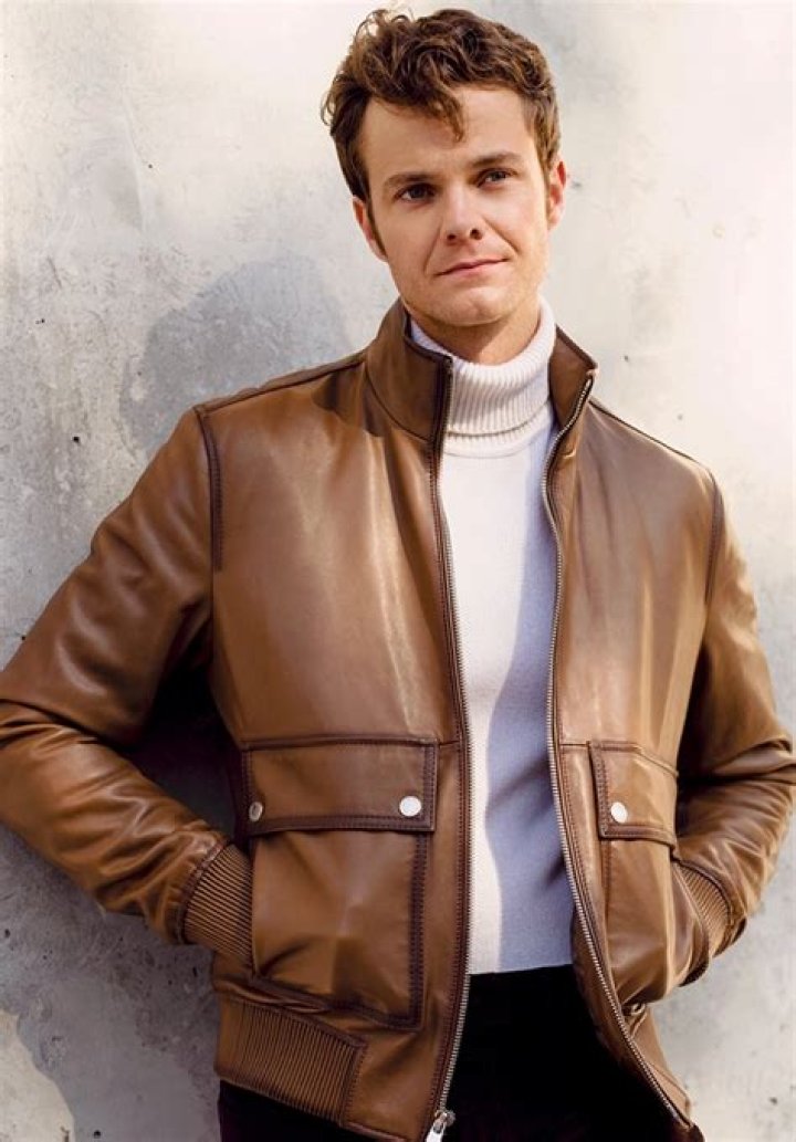 Jack Quaid Scream Movie Actor Wiki, Bio, GF, Height, Weight, Age