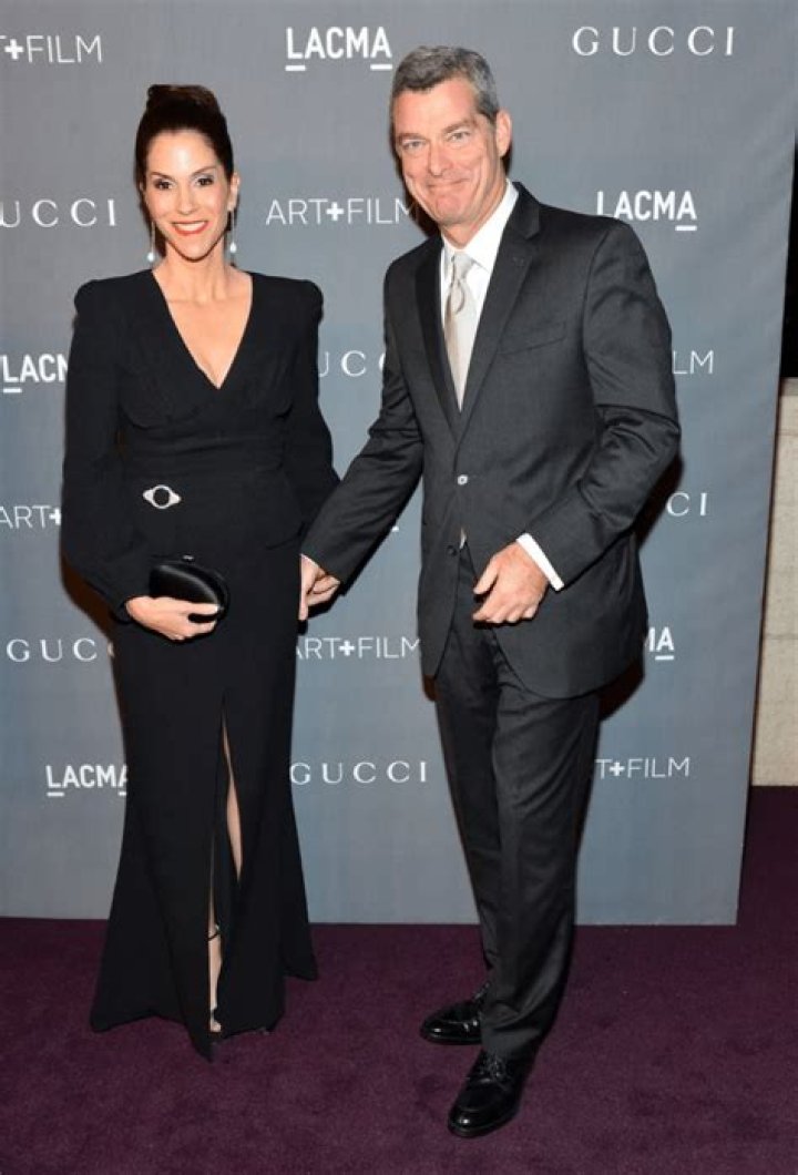 Jami Gertz And Husband: A Deep Dive Into Their Life Together