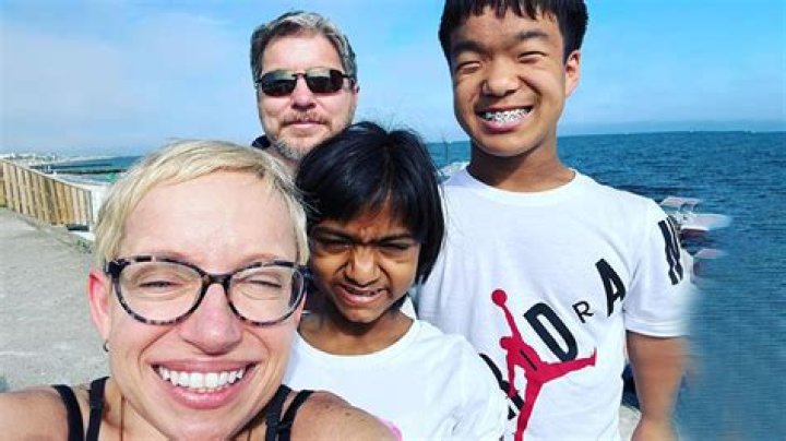 Jen Arnold family