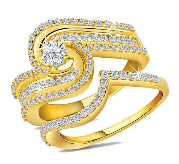 Jewellery, Ring, Engagement ring, Fashion accessory, Pre-engagement ring, Diamond, Platinum, Body jewelry, Wedding ring, Gemstone, 