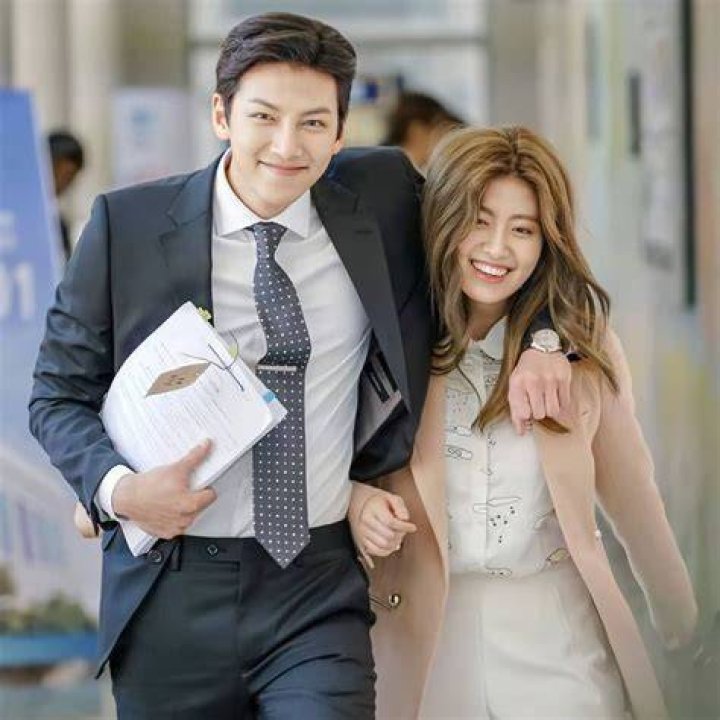 Ji Chang Wook and Nam Ji Hyun Confirmed Marriage after 6 Years of