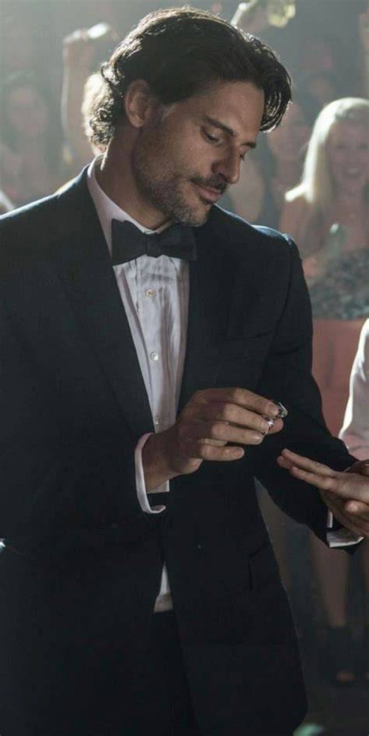 Joe Manganiello Proves ''Bigger Is Better'' in Magic Mike XXL