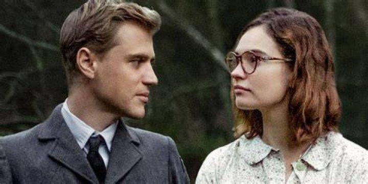 Johnny Flynn and Lily James in 'The Dig'. Photo / Supplied