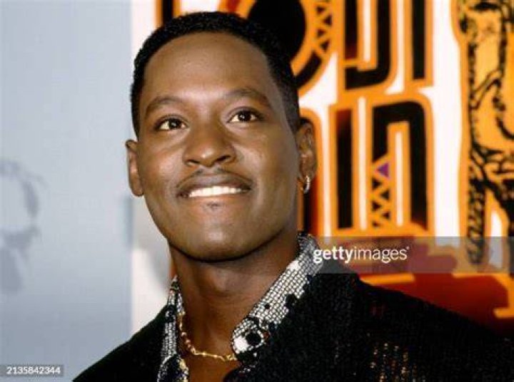 Johnny Gill height