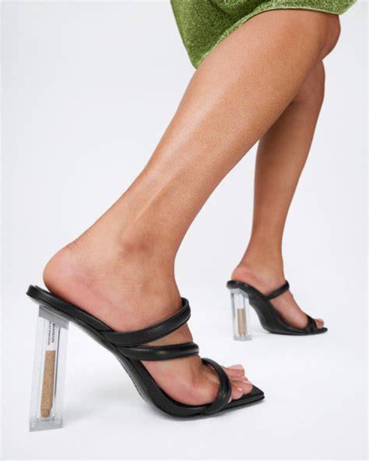 Joint Heel Sandal