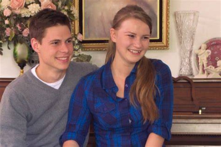 Josh and Aleksandra on TLC"s 90 Day Fiance reality TV series.
