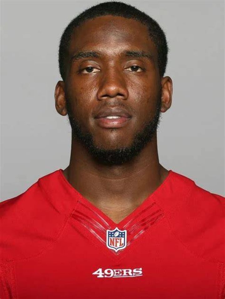 Josh Johnson: Footballer, Age, Height, NFL, Net Worth !