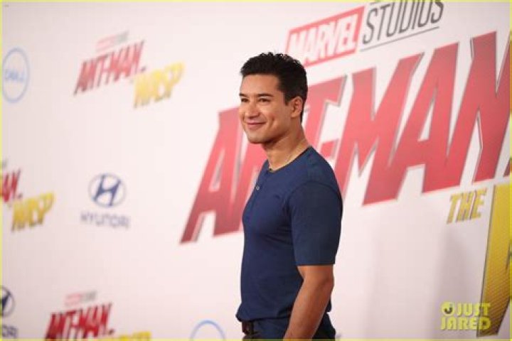Joss Whedon, Mario Lopez as Slater, Alycia Pascual-Pe&ntilde;a as Aisha, DeShawn Cavanaugh as Colt in Saved by the Bell