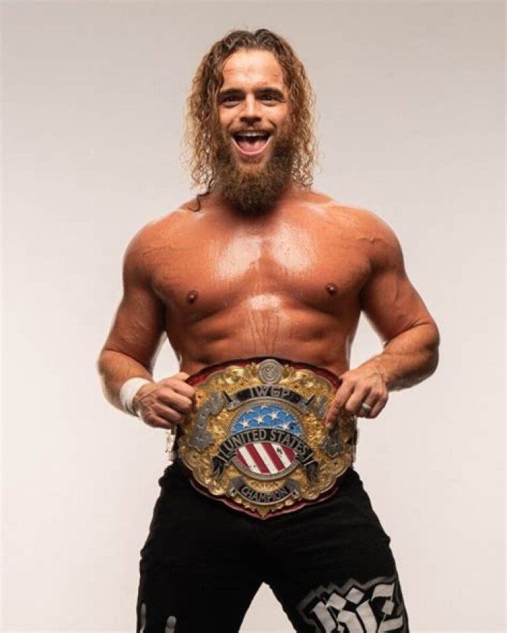 Juice Robinson: Wrestler, WWE, Age, Bio, Net Worth !
