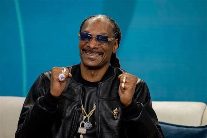 JUST NOW Snoop Dogg WAS NOT Arrested In Tupac's Murder Case YouTube