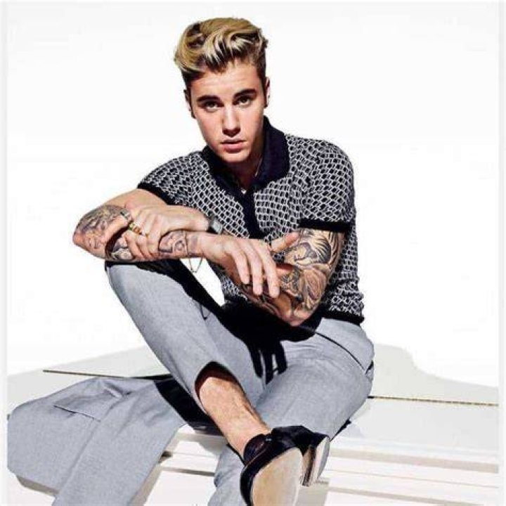 Justin Bieber net worth 2020 Justin Bieber net worth 2020