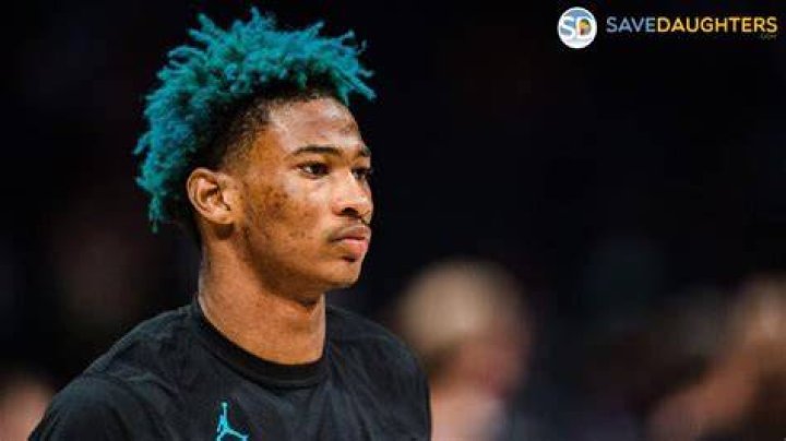 Kai Jones Wiki, Net Worth, Wife, Height, Parents