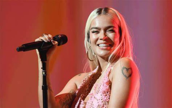 Karol G's Surgeries: Unveiling The Transformation And Empowerment Behind The Icon