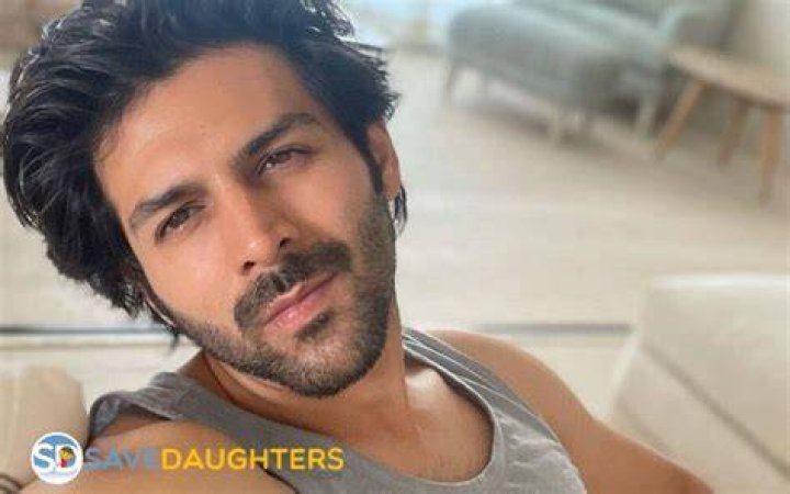 Kartik Aaryan Wiki, Age, Biography, Education, Girlfriend, Family, Career, Net Worth And More