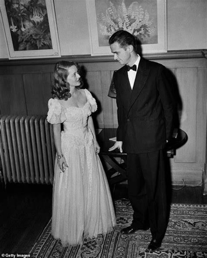 Katharine Hepburn, Howard Hughes, And Their Son: A Deep Dive Into Their Lives