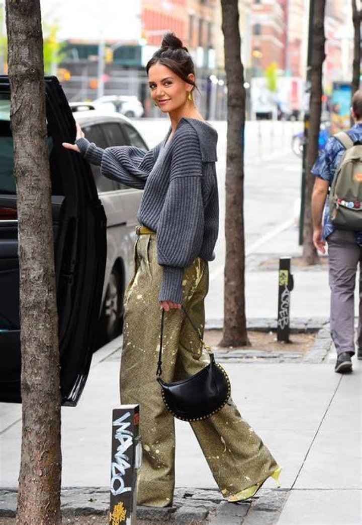 Katie Holmes Puts a Modern Twist on the Big Pants Trend