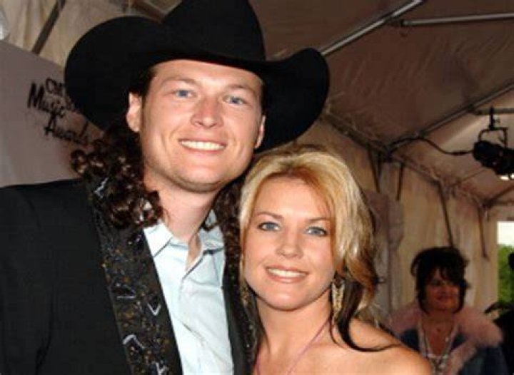 Kaynette Williams and Blake Shelton at an event