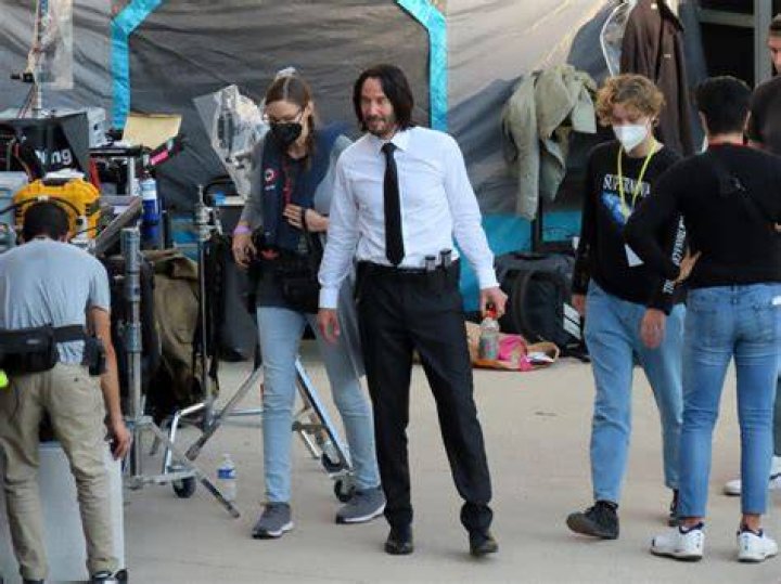 Keanu Reeves gifted four stuntmen watches. Keanu Reeves gifted four stuntmen watches.