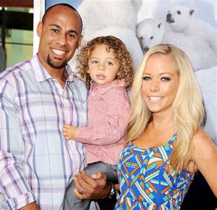 Kendra Wilkinson, Hank Baskett at the 9th Annual awards