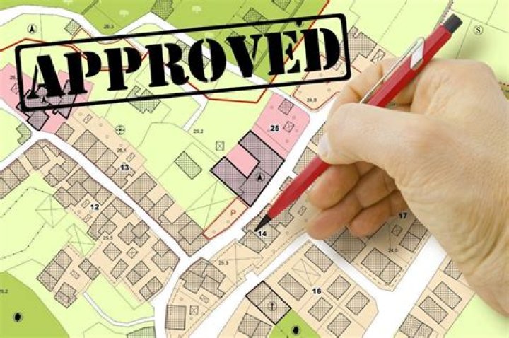Kennelly Development reported to have filed suit against zoning lawyers for bad advice