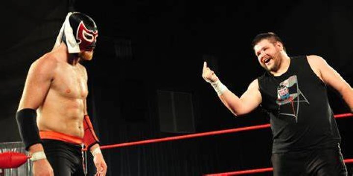 Kevin Steen v El Generico 