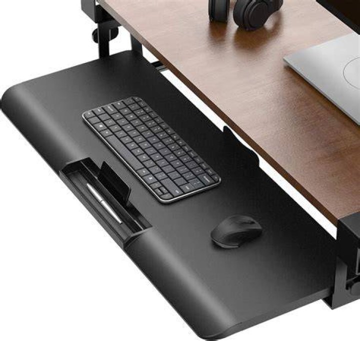 keyboard on desk