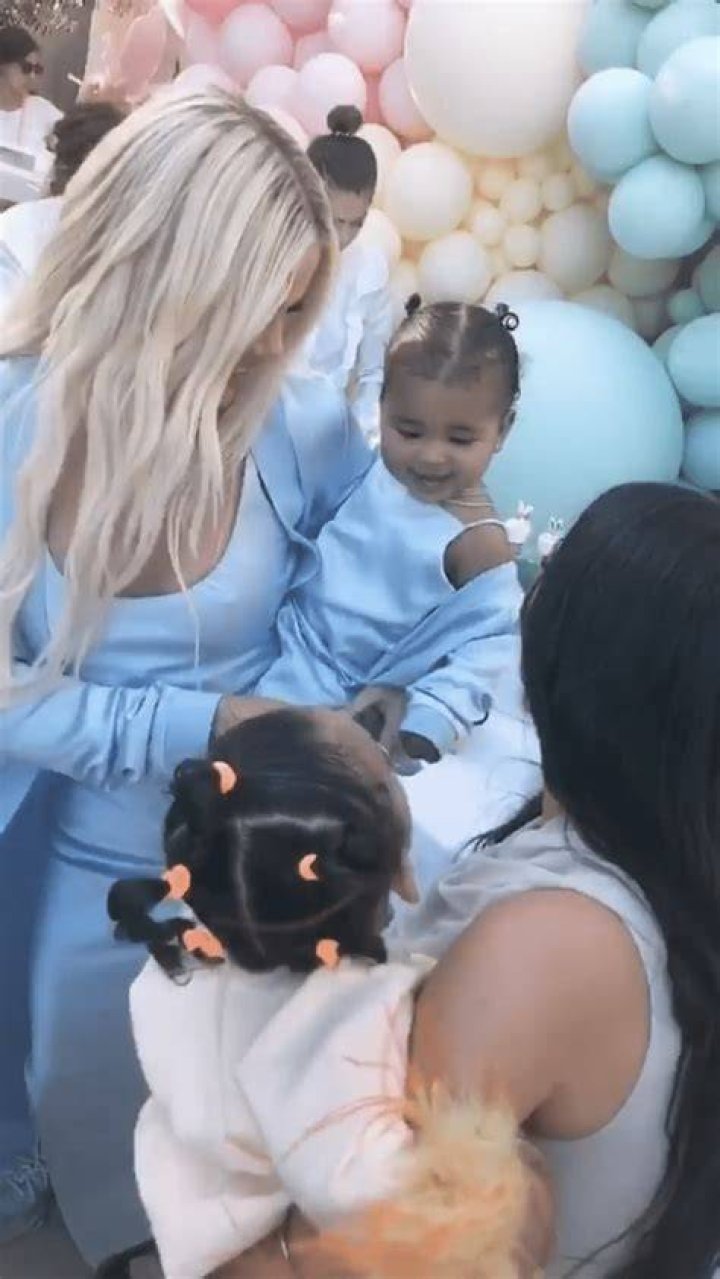 Khlo&eacute; Kardashian Celebrates Tatum&rsquo;s First Birthday With SpaceThemed