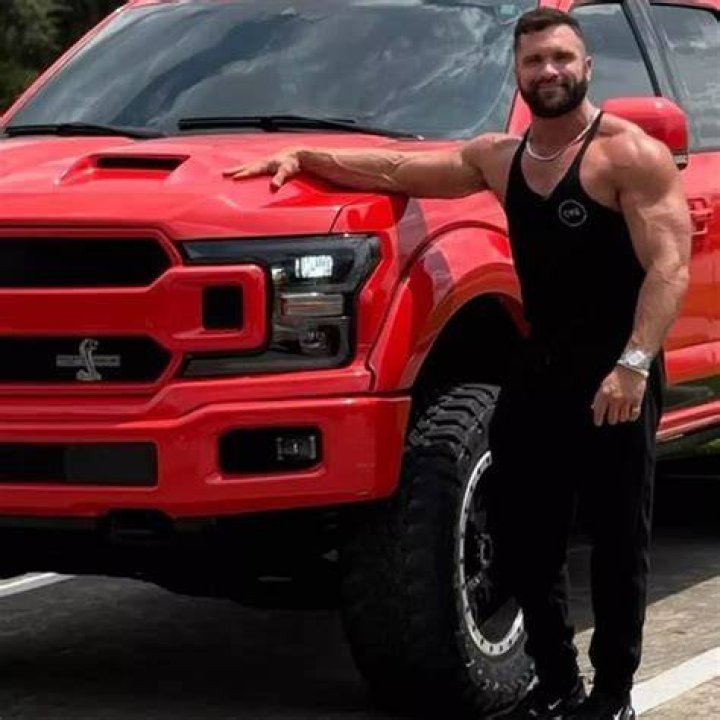 “Killer Attitude Since Day 1”: Fitness Influencer Reveals Breathtaking Physique
Transformation After Battling Life-Threatening Disease