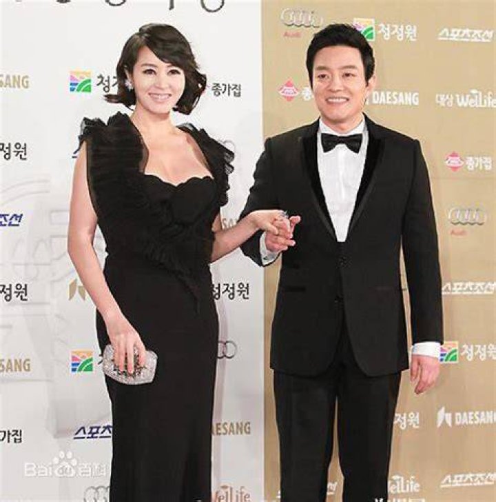 Kim Hyesoo Returns To Television Screens As A Lawyer In SBS Hyena
