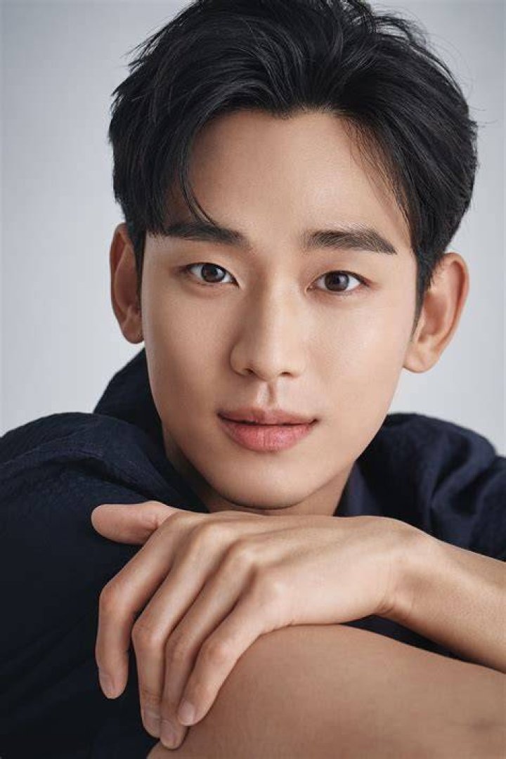 Kim Soo Hyun Partner: Exploring The Life And Relationships Of The Star
