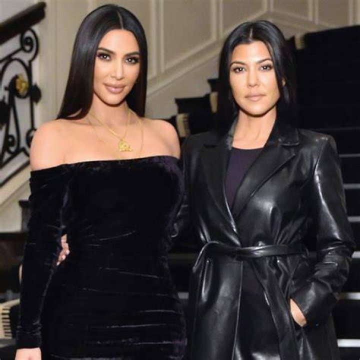 Kourtney Kardashian's Iconic Figure: A Deep Dive Into Her Influence And Style