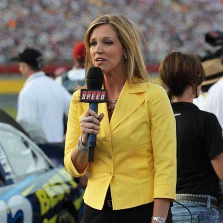Krista Voda biography