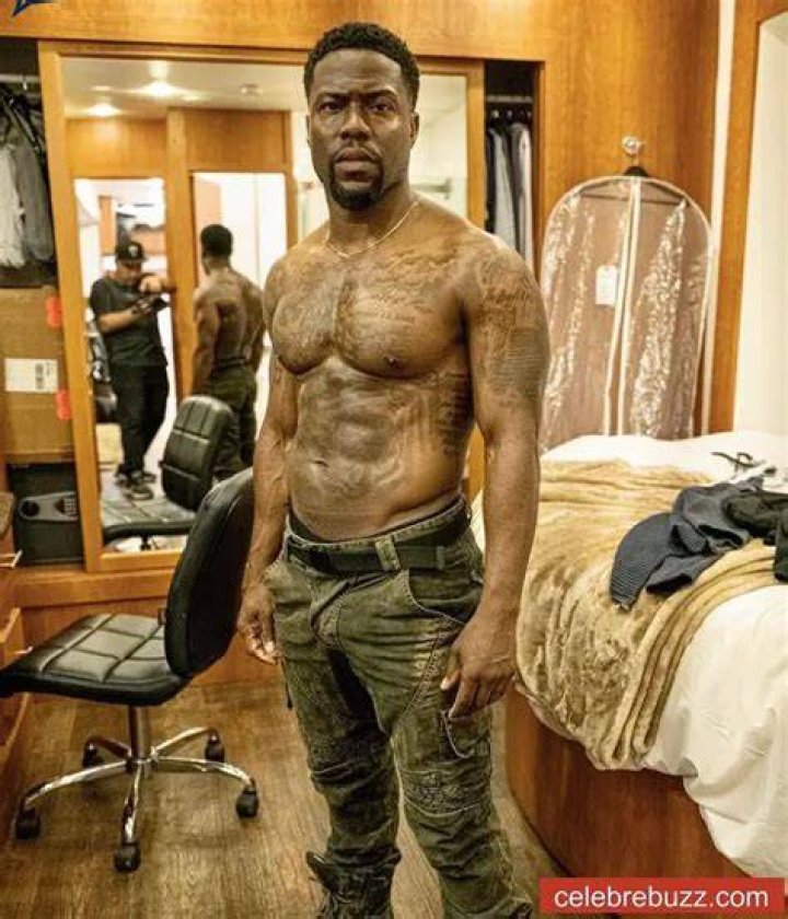 La taille de Kevin Hart et comment il se compare &agrave; ses c&eacute;l&egrave;bres co