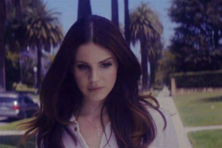 Lana Del Rey's new album, Did You Know That There's a Tunnel Under