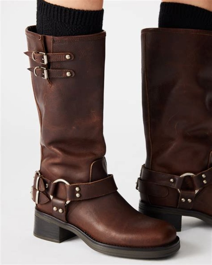 Leather boots