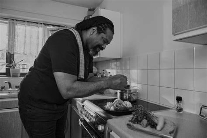 Leon in the kitchen in Curb Your Enthusiasm