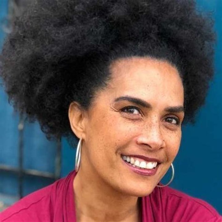 Lili Bernard Wiki, Net Worth, Height, Age and More