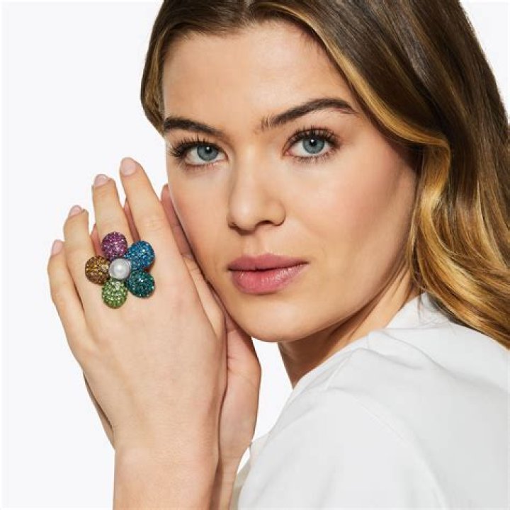 London Rainbow Pavé Band Ring London Rainbow Pavé Band Ring