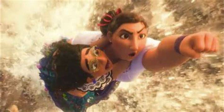 Luisa saving Mirabel in Encanto