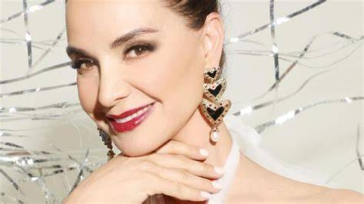 Lupita Jones: Mexican Actress, Model, Miss Universe, Movies & TV Shows, Husband, Age, Height, Net Worth, Bio