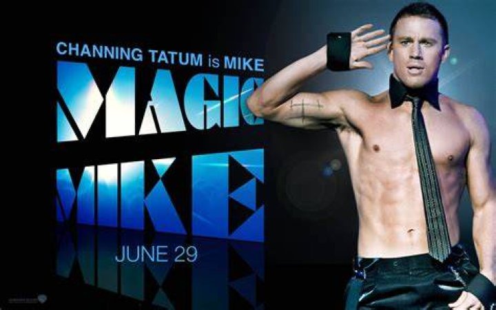 Magic Mike's Last Dance Channing Tatum and Salma Hayek almost kissing