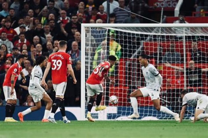 Manchester United reportedly bid &euro;120 million for Jude Bellingham Man