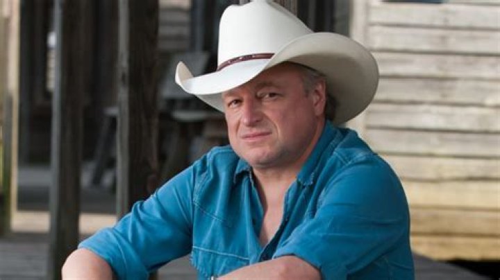 Mark Chesnutt Illness, Health Update, Surgery Problems, Wife
