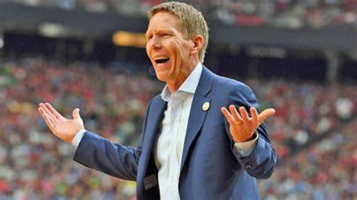 Mark Few Bio, Wiki, Age, Teeth, Height, House, Salary, Net Worth, House