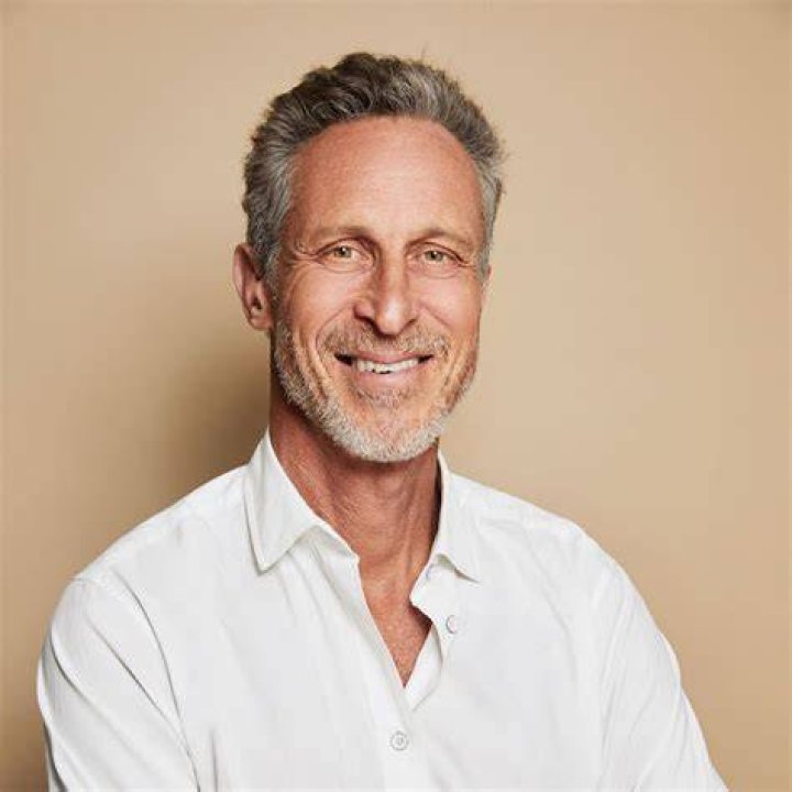 Mark Hyman MD Net Worth, Wife and YouTube Earnings (2024) Work With