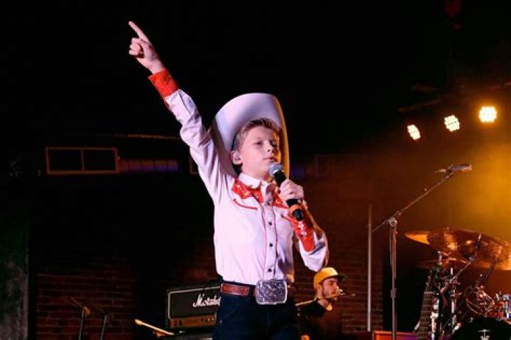 Mason Ramsey Announces How's Your Girl & How's Your Family Tour