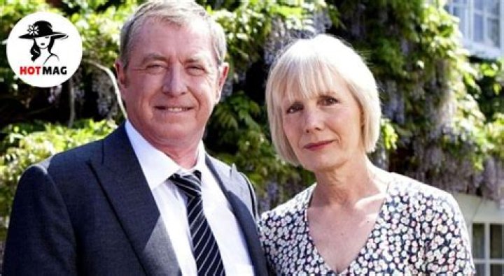 Meet Cathryn Sealey, wife of John Nettles TRAN HUNG DAO School